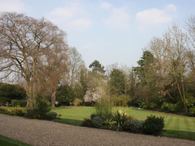 Территория Harrow school