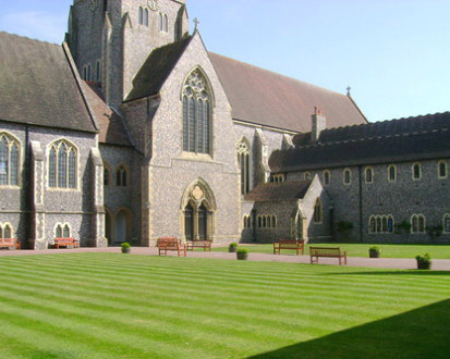 Здание Hurspierpoint College