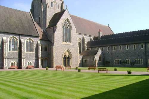 Здание Hurspierpoint College