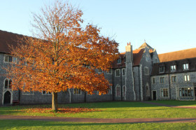 Здание Hurspierpoint College