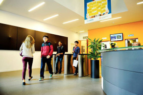 Ресепшен в INTO City University London