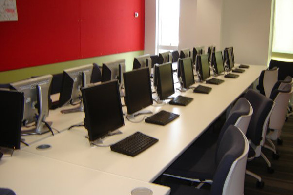 Класс в INTO East Anglia University