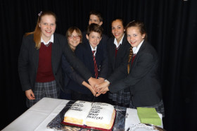 Студенты Kent College