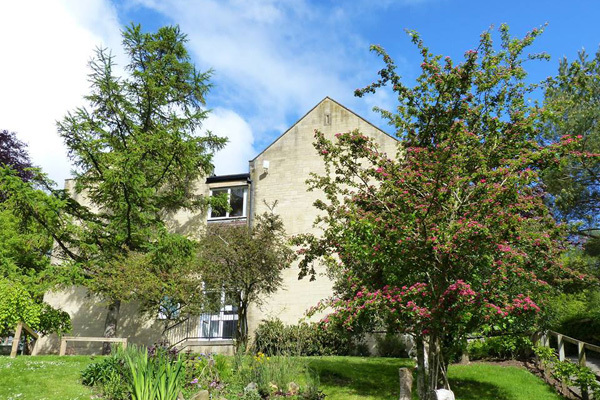 Здание Monkton Combe School