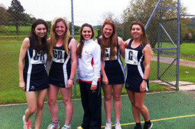 Студенты Monkton Combe School