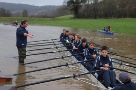 Студенты Monkton Combe School