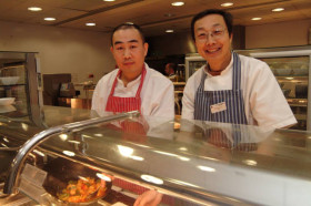 Столовая в Queen Ethelburga's College