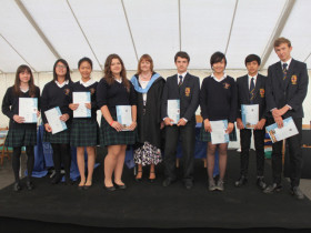 Студенты Sherborne International College