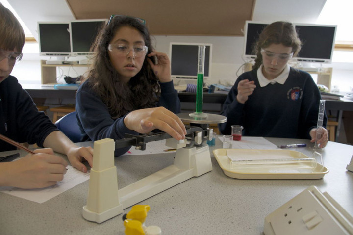 Студенты TASIS The American school in England на занятиях