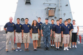 Студенты Admiral Farragut Academy