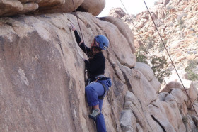 Студенты Besant Hill School занимаются альпинизмом