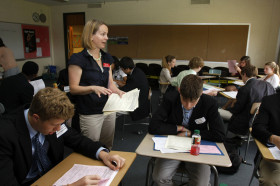 Студенты Canterbury School на занятиях