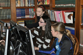 Студенты Colorado Springs School на занятиях