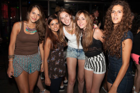 Студенты ESE на дискотеке