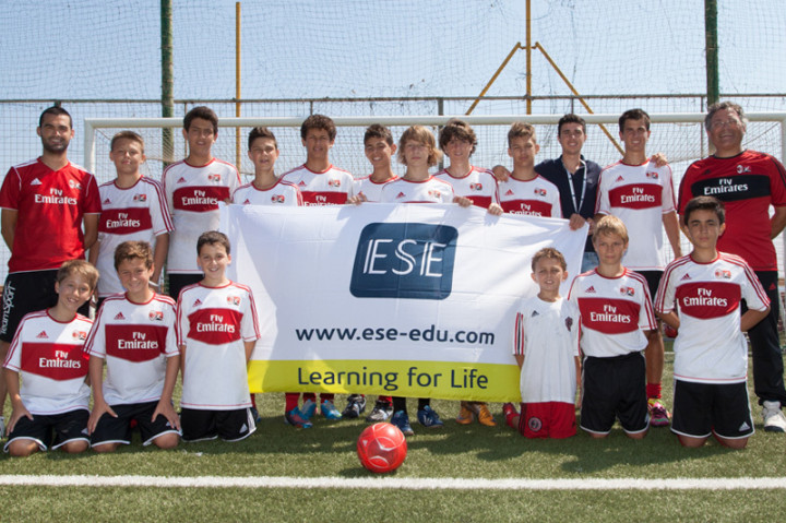 Студенты футбольного лагеря ESE Milan