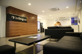 Холл в Inlingua Malta