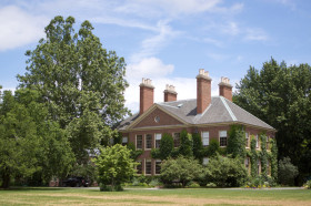 Deerfield Academy