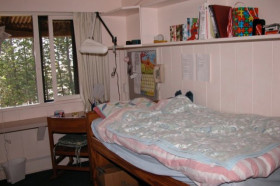 Жилая комната для студентов Hawaii Preparatory Academy