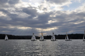 Хождение под парусом