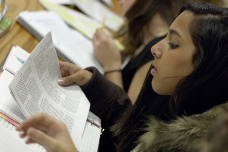 Студенты Indian Springs School на занятиях