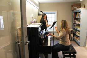 На занятиях музыкой