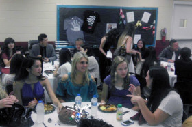 Обед в Lake Mary Preparatory School