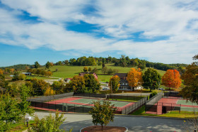 Теннисные корты в Lawrence Academy