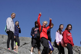 Студенты Lawrence Academy