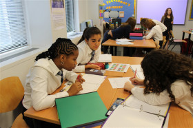 Студенты Leman Manhattan Preparatory School на занятиях