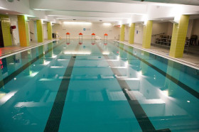 Бассейн в Leman Manhattan Preparatory School