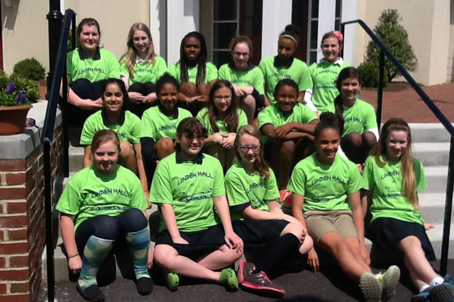 Студенты Linden Hall School