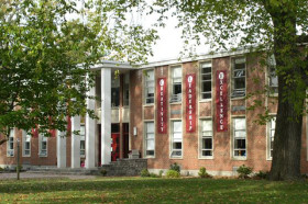 Здание MacDuffie School