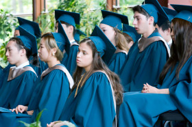 Выпускники Ross School