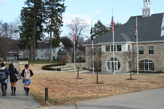 Территория St. Timothy’s School
