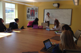 Студенты St. Timothy’s School на занятиях