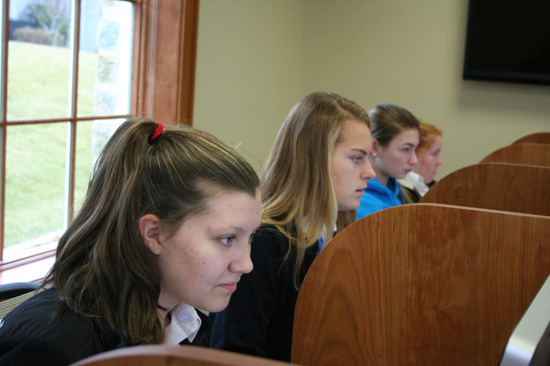 Студенты St. Timothy’s School на занятиях