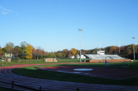 Спортивная площадка в Stony Brook School