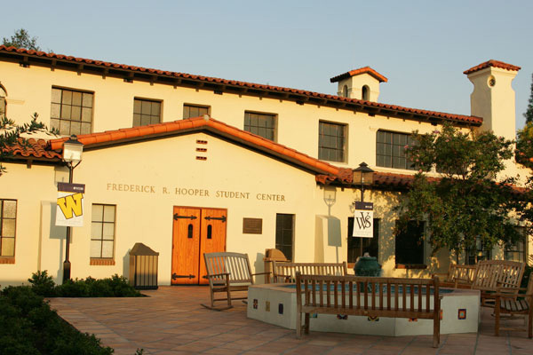 Здание The Webb Schools