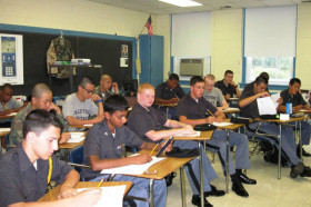 Студенты Valley Forge Military Academy на занятиях