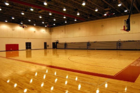 Спортивный зал в Saint Andrew's School