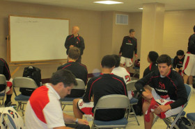 Занятия перед игрой в баскетбол