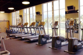 Тренажерный зал в Saint Andrew's School