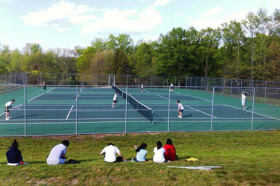 Теннисные корты в West Nottingham Academy