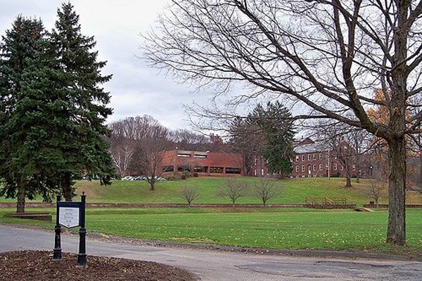 Территория Wilbraham & Monson Academy