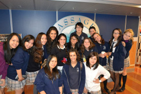 Студенты Bodwell High School