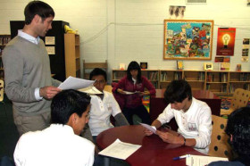 Студенты Bond Academy на занятиях