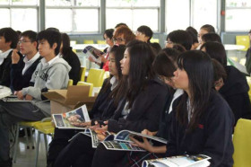 Студенты Bond Academy на занятиях