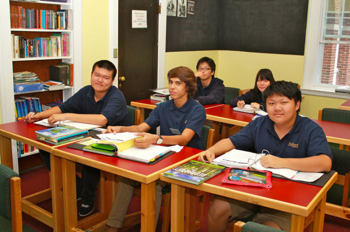 Студенты Fulford Academy на занятиях