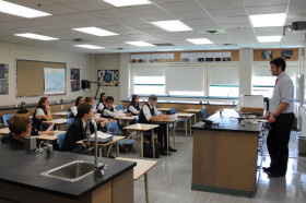 Студенты Ridley College на занятиях