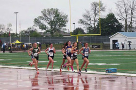 Студенты Ridley College занимаются бегом